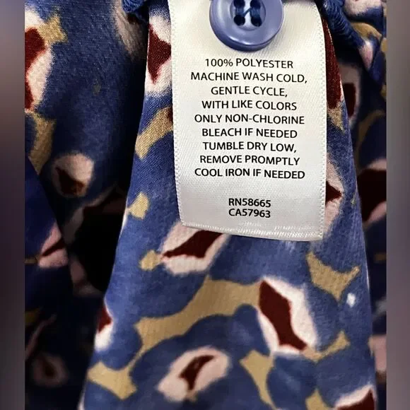 Open Edit Women’s button up silk like blouse size xs - Picture 3 of 4